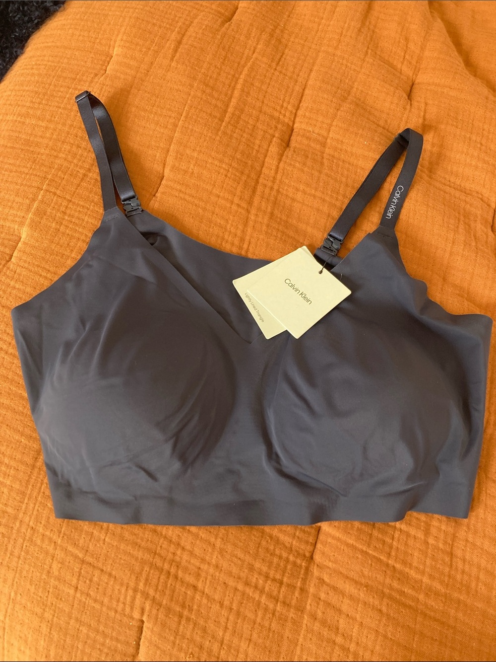 Calvin Klein Invisibles Microfiber Stretch Seamless Wireless Bra — Navy